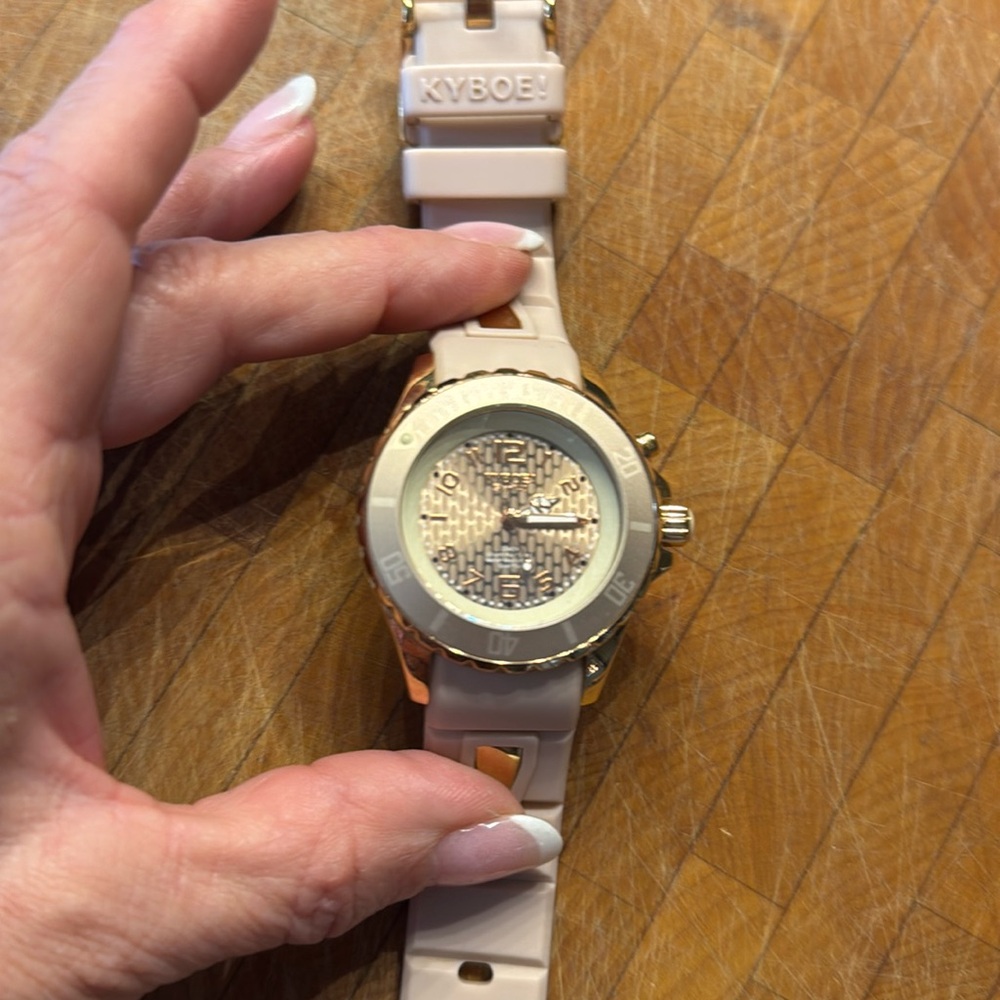 Kyboe! Watch